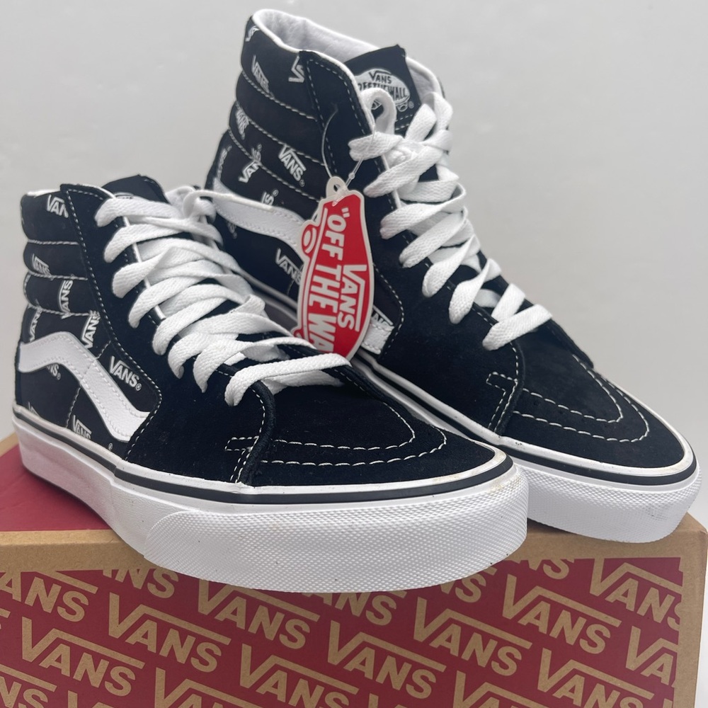 Vans WMNS Sk8-Hi
(Vans) Black/True White Sneakers
VN0A32QGQW7 - Picture 13 of 16